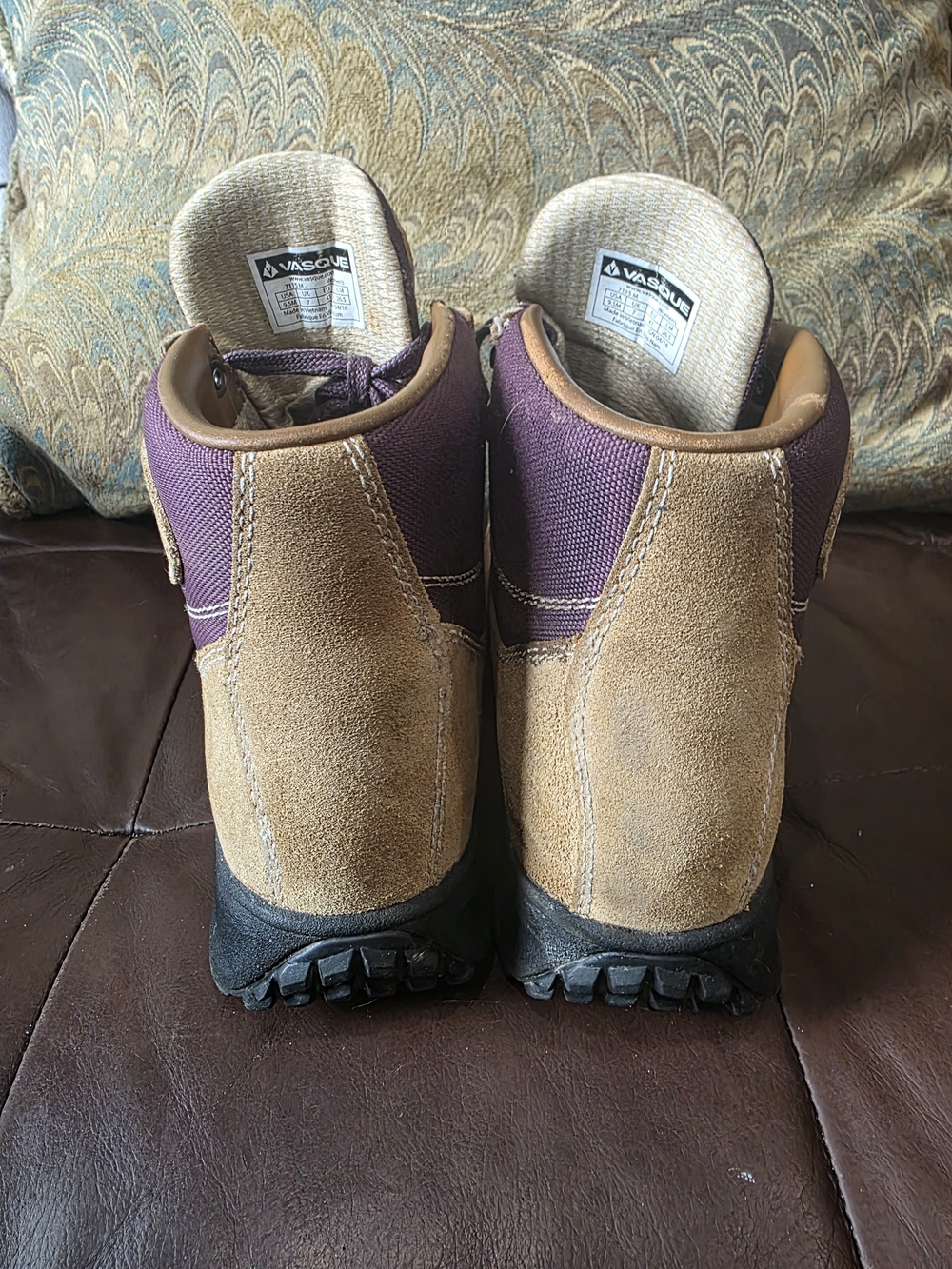 Vasque Purple and Tan Hiking Boot Detail - Picture 4 of 11
